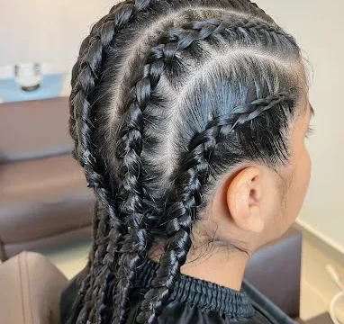 RD Salon customer weave