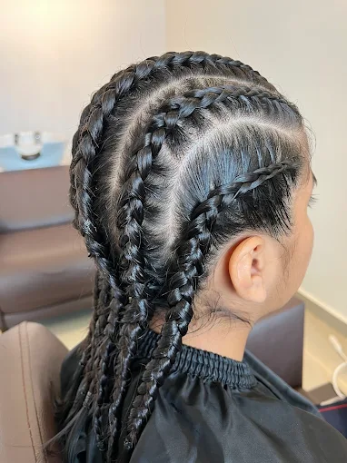 RD Salon customer weave