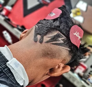 uppercutz barbershop cliente3